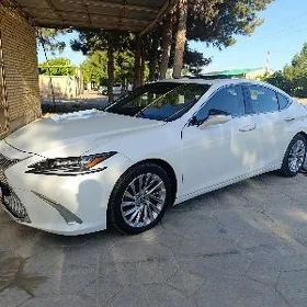 Lexus ES 350 2020