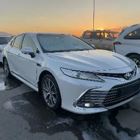 Toyota Camry 2023