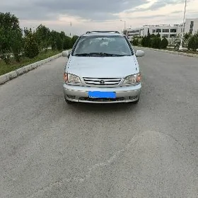 Toyota Sienna 2002