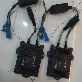 Toby's 200W Bar.