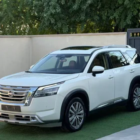 Nissan Pathfinder 2022