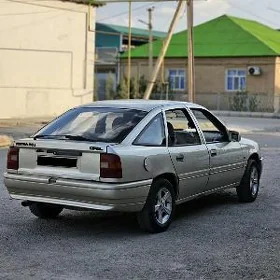 Opel Vectra 1992