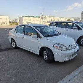 Nissan Versa 2010