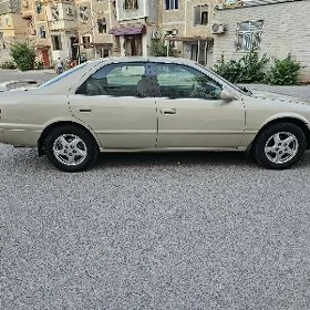 Toyota Camry 2000