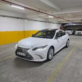Lexus ES 350 2020