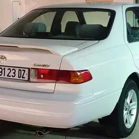 Toyota Camry 1999