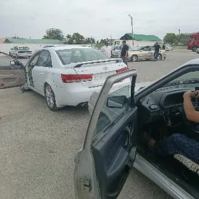 Hyundai Sonata 2006