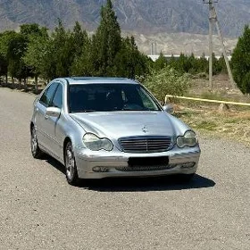 Mercedes-Benz C320 2000