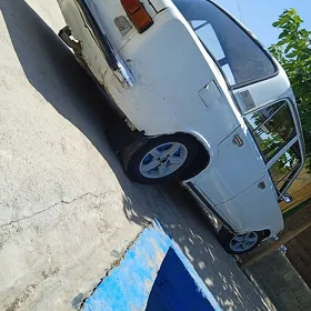 Lada 2104 1980