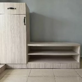 Kowüş goyulyan (prihožy mebel)