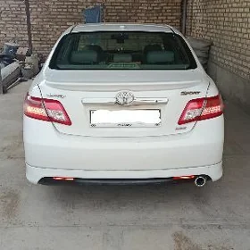 Toyota Camry 2011