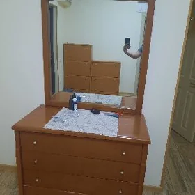 Трюмо комод с зеркалом