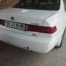 Toyota Camry 1999