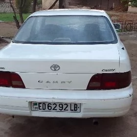 Toyota Camry 1993
