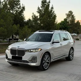 BMW X7 2021