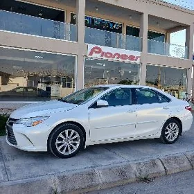 Toyota Camry 2017
