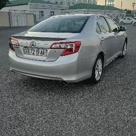 Toyota Camry 2011