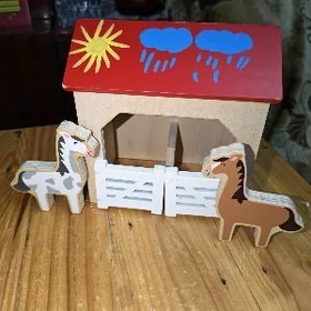 Игрушка домик