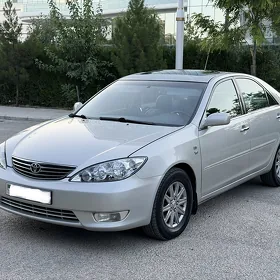 Toyota Camry 2004