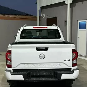 Nissan Navara 2024