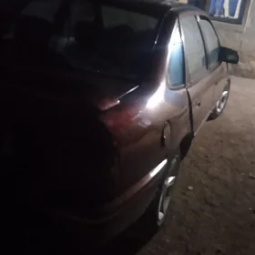 Opel Vectra 1992