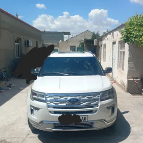 Ford Explorer 2018