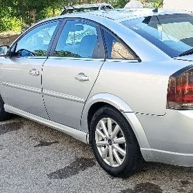 Opel Vectra 2004