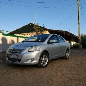 Toyota Yaris 2007