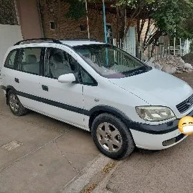 Opel Zafira 2002