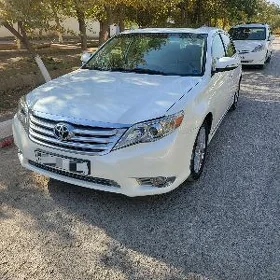 Toyota Avalon 2010