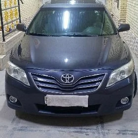 Toyota Camry 2011