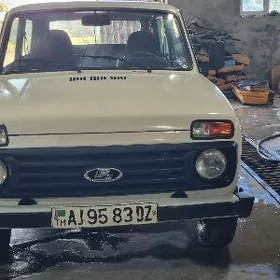Lada Niva 2008