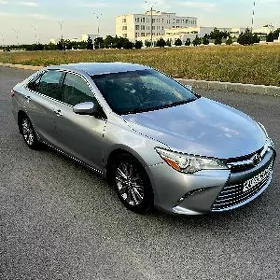 Toyota Camry 2016
