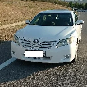 Toyota Camry 2010