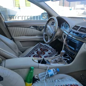 Mercedes-Benz E350 2009