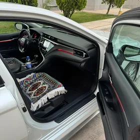 Toyota Camry 2020
