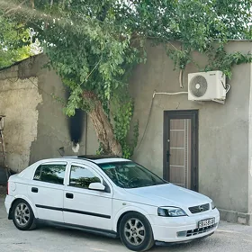 Opel Astra 1998