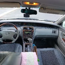 Toyota Avalon 2003