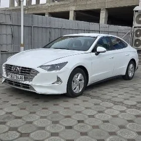 Hyundai Sonata Hybrid 2021