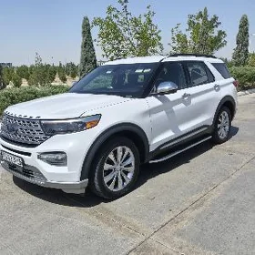 Ford Explorer 2022
