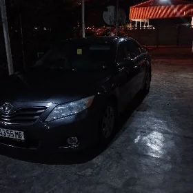 Toyota Camry 2010