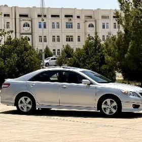 Toyota Camry 2011