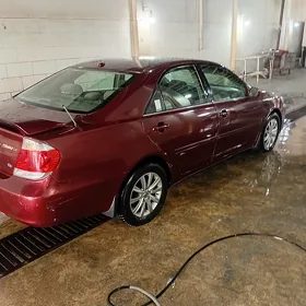 Toyota Camry 2005