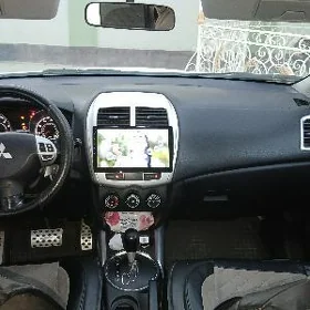 Mitsubishi Outlander Sport 2010