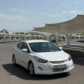 Hyundai Elantra 2011