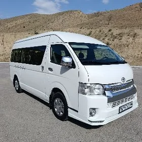 Toyota Hiace 2009