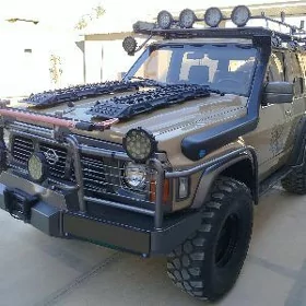 Nissan Patrol 1995