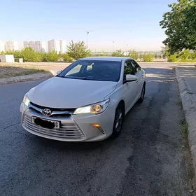 Toyota Camry 2016