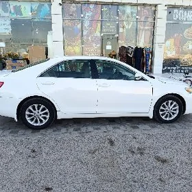 Toyota Camry 2010