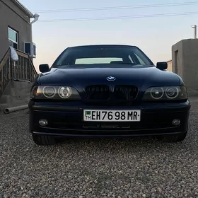 BMW E39 1998